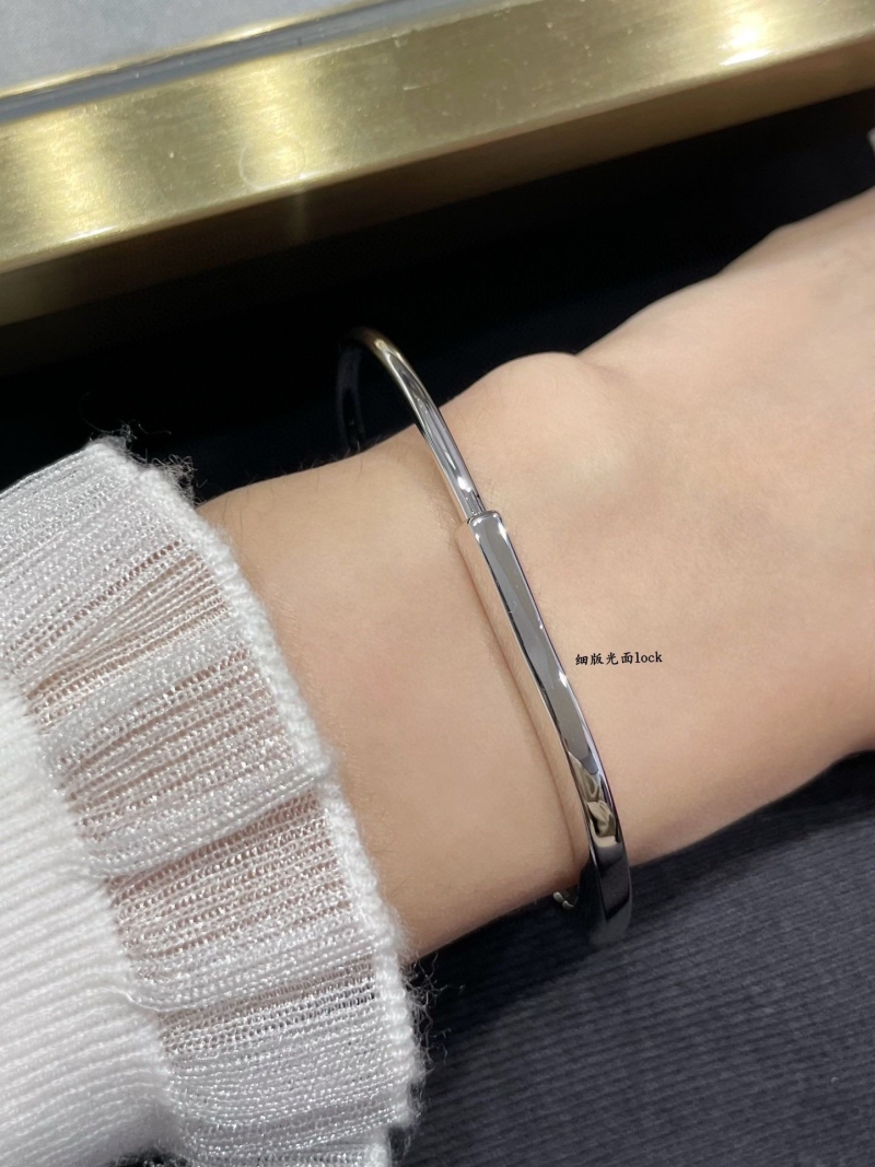 T*f*ny bracelets